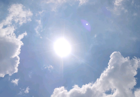 热到烫伤!北方多地地面温度已超70℃ 北方多地打破当地5月最高地温纪录