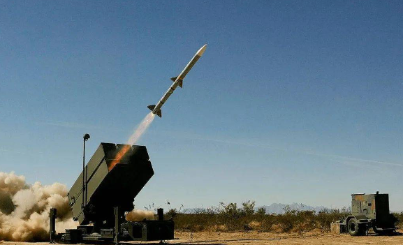 美“金穹”系统遭广泛质疑 美国金穹导弹防御系统计划三年内落成使用