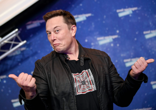 马斯克宣布回归“全职打工人”身份 特斯拉股价应声暴涨 马斯克宣布回归“全职打工人”身份 特斯拉股价应声暴涨