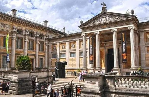 多家法国博物馆将对非欧洲游客涨价 非欧洲游客卢浮宫门票价格预计上涨约36%