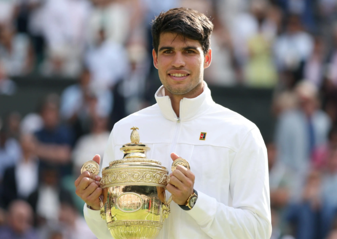 阿尔卡拉斯回应卫冕 阿尔卡拉斯3-2辛纳卫冕法网