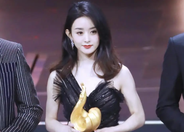 赵丽颖赵德胤疑似海外电影节约会 赵丽颖恋情风波升级! 赵丽颖赵德胤疑似海外电影节约会 赵丽颖恋情风波升级!