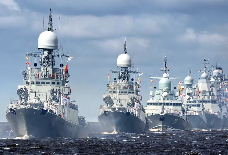 中国双航母首次同时现身西太 辽宁舰＋山东舰双航母会师硫磺岛