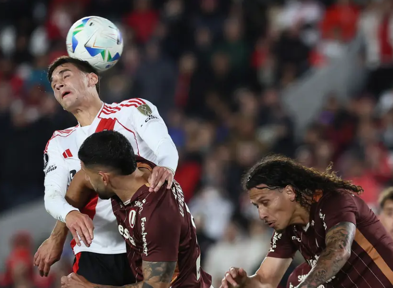 河床3比1浦和红钻 河床强势开启世俱杯征程 河床3比1浦和红钻 河床强势开启世俱杯征程