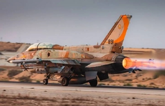 伊以猛烈袭击对方战略要地 伊朗发生大规模网络中断 伊以猛烈袭击对方战略要地 伊朗发生大规模网络中断