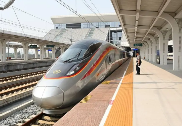 又一时速350公里高铁明天开通 重庆到长沙不到4小时