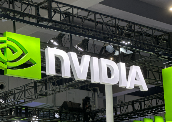 英伟达市值一夜大增1.2万亿 英伟达市值重回全球第一