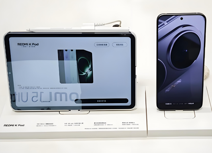 REDMI K80至尊版/K Pad双K魔王赢麻了！REDMI K80至尊版/K Pad发布4小时刷新全网首销纪录！