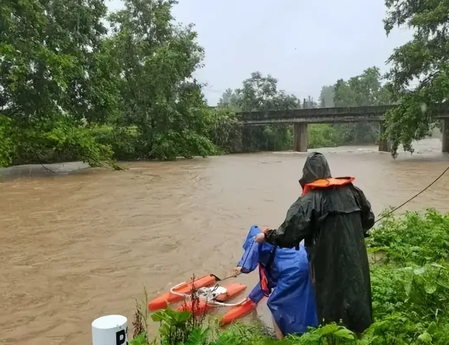 短时间两次被洪水侵袭榕江的雨到底有多大?榕江三天降下46个西湖 短时间两次被洪水侵袭榕江的雨到底有多大?榕江三天降下46个西湖