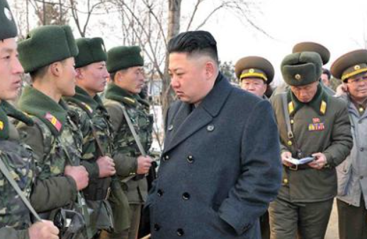 金正恩观看在俄朝鲜士兵影片时落泪  观看朝鲜在俄作战士兵影片时金正恩感动落泪！