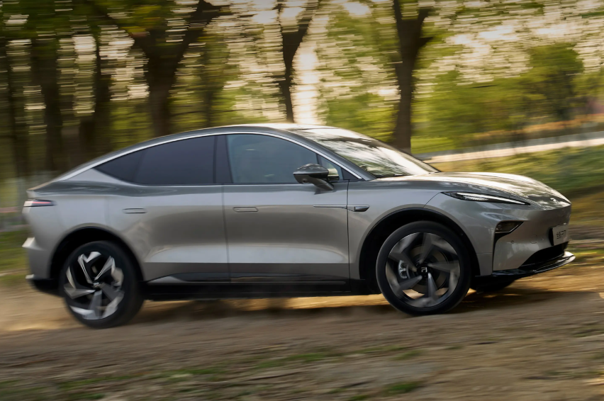 2025款飞凡R7正式上市 2025款飞凡R7限时一口价15.99万起-中大型SUV! 2025款飞凡R7正式上市 2025款飞凡R7限时一口价15.99万起-中大型SUV!