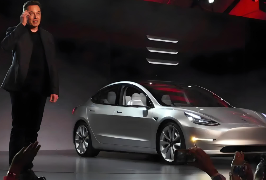 马斯克炒掉心腹高管 马斯克亲自接管特斯拉欧美销售业务