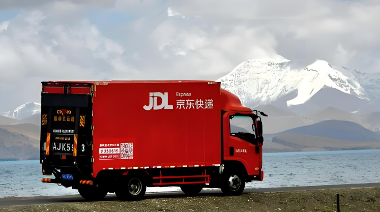 京东物流推出自研VAN无人轻卡 京东物流发布VAN无人轻卡可替代传统 4.2 米货车