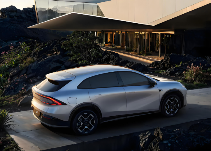 小鹏G7上市72小时快报出炉!小鹏G7全球首款L3级算力AI汽车46分钟破万 19.58万起! 小鹏G7上市72小时快报出炉!小鹏G7全球首款L3级算力AI汽车46分钟破万 19.58万起!