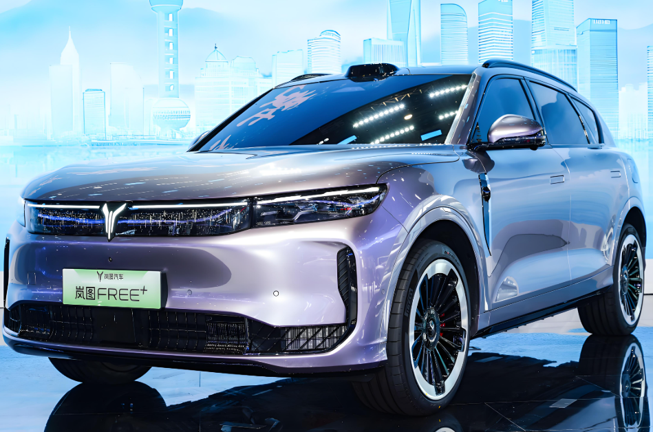 岚图FREE+ 与量大管饱的华为全家桶  22.99万起售 岚图FREE+无敌了！