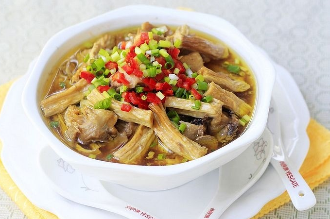 家里再穷也要吃这道菜，比猪肉有营养，再贵都值，很适合三伏天吃