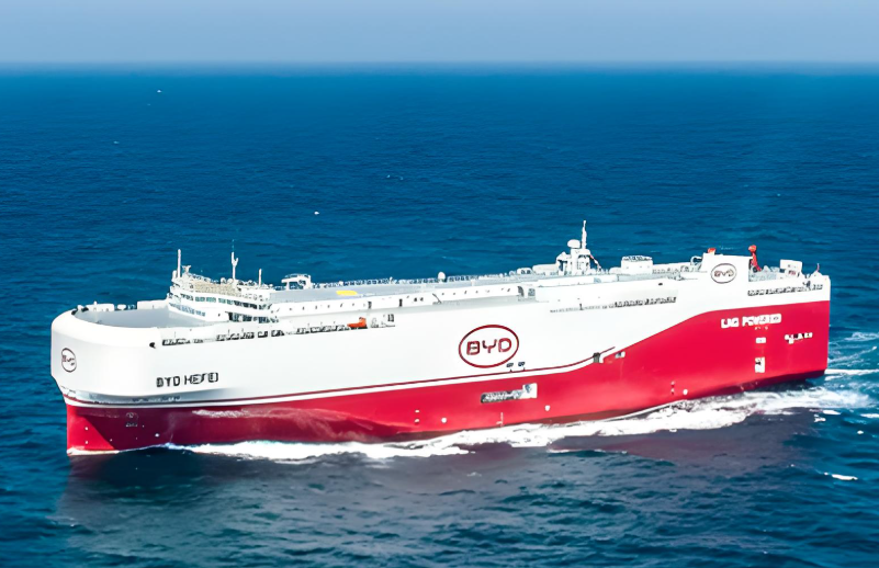 比亚迪“深圳号”滚装船再次出海！比亚迪“深圳号”搭载超6800辆新能源汽车启航欧洲！