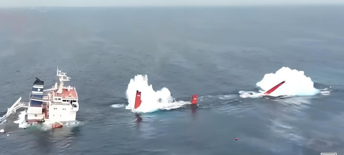 胡塞武装公布魔法海洋号被击沉全程 胡塞公布袭击前往以色列货轮视频:武装人员登船炸沉货轮 胡塞武装公布魔法海洋号被击沉全程 胡塞公布袭击前往以色列货轮视频:武装人员登船炸沉货轮