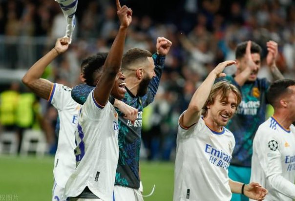 巴黎4-0大胜皇马晋级决赛 莫德里奇正式结束皇马生涯 巴黎4-0大胜皇马晋级决赛 莫德里奇正式结束皇马生涯