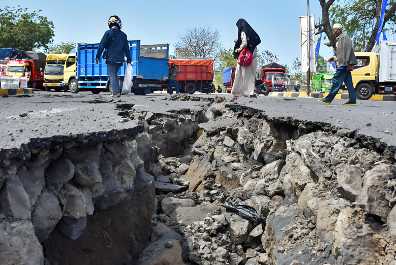 印度突发地震 多地震感强烈！印度发生4.4级地震 首都震感明显！