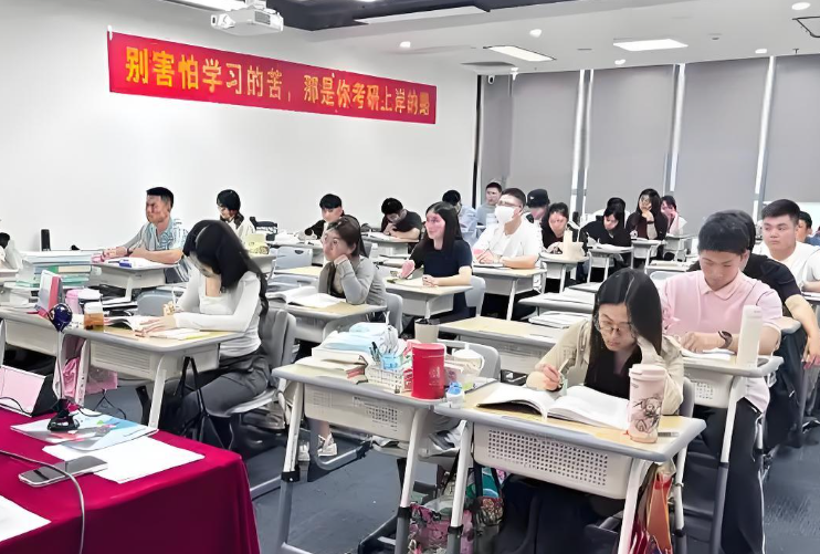 26考研捡漏！这些院校专业今年第一次招生 ！26考研“稳上岸”的隐藏路径！