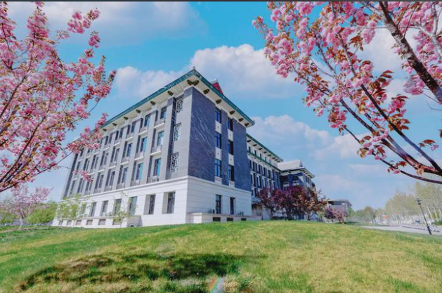 2025年微博网友心仪高校出炉 复旦与深圳大学强势霸榜 2025年微博网友心仪高校出炉 复旦与深圳大学强势霸榜