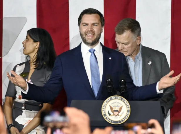 美国副总统万斯游迪士尼引争议 加州州长纽森抨击特朗普看球万斯游迪士尼 美国副总统万斯游迪士尼引争议 加州州长纽森抨击特朗普看球万斯游迪士尼