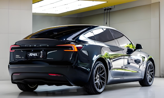 特斯拉Model 3+实车亮相！特斯拉Model 3+预计9月上市续航超700km！