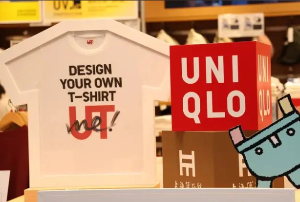 优衣库镜子杀疯热搜!当代辣妹集体破防 优衣库镜子杀疯热搜!当代辣妹集体破防