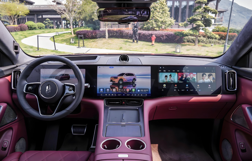 问界M8纯电版夜紫新配色登场！问界M8纯电版新车将于8月正式上市！