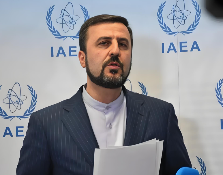 中俄伊就伊朗核问题展开探讨 伊朗:将与中俄举行三方会谈 中俄伊就伊朗核问题展开探讨 伊朗:将与中俄举行三方会谈