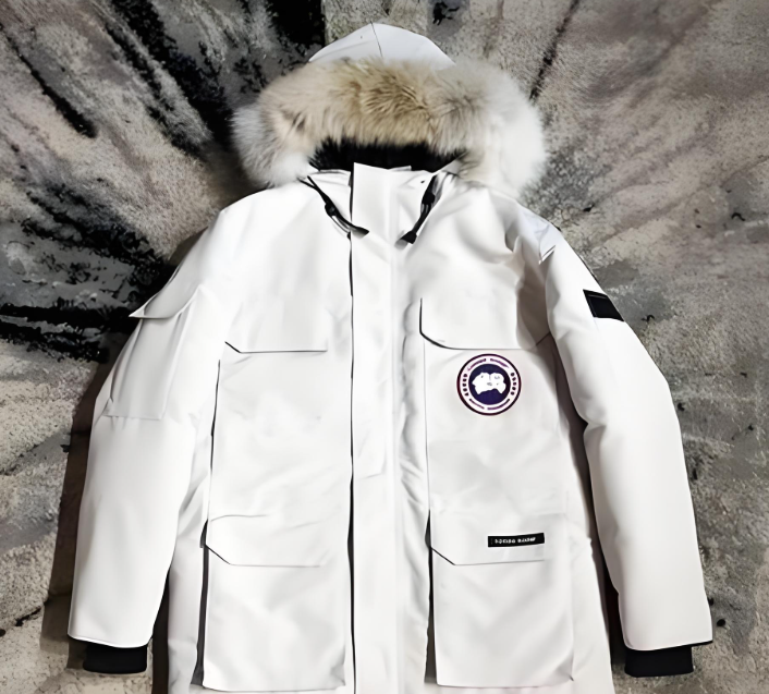 中产抢着买的加拿大鹅要被东家甩卖了?加拿大鹅正被中产"抛弃"! 中产抢着买的加拿大鹅要被东家甩卖了?加拿大鹅正被中产"抛弃"!