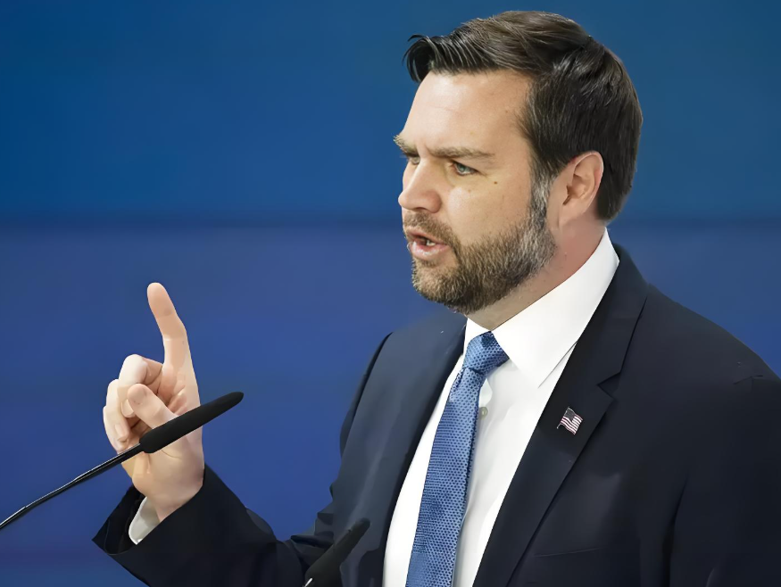 万斯称中国赶上来是美国领导人蠢 美国若被中国赶超 罪在美国领导人“蠢政” 万斯称中国赶上来是美国领导人蠢 美国若被中国赶超 罪在美国领导人“蠢政”