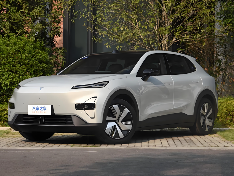 深蓝S05超长续航版发布！深蓝S05纯电续航620km 15分钟充至80%！