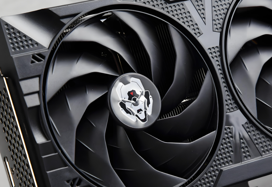 现在买显卡你会选什么？超半数选择RX 9060 XT 16GB！