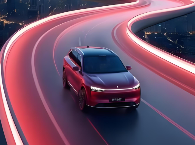 全新问界M7亮相！全新问界M7华为“清场级”升级，24.98万起售？