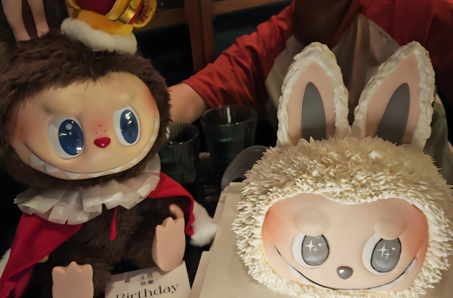 上海警方查获5000余只“Lababa”！上海警方捣毁一售假LABUBU团伙，涉案金额1200余万元！