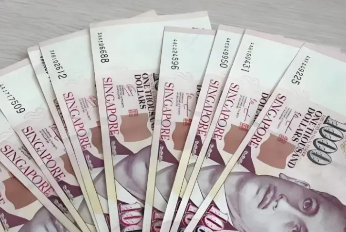 新加坡金管局维持货币政策不变 两次放宽后新元升值步伐不变 新加坡金管局维持货币政策不变 两次放宽后新元升值步伐不变