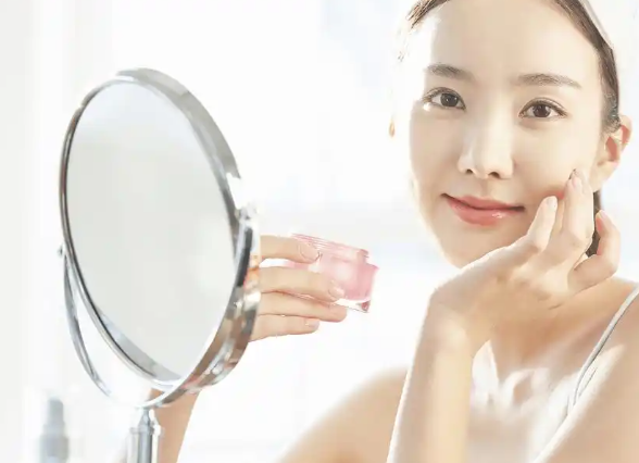 干皮、油皮、混合型皮肤，不同皮肤类型的护肤方法都在这里