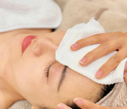 换季时候，皮肤过敏要怎么护肤?