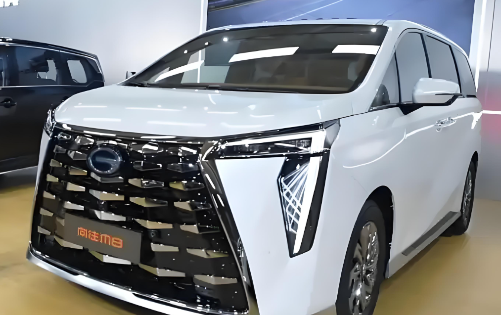 32.99万起！传祺向往M8鸿蒙座舱版上市！传祺向往M8鸿蒙座舱版鸿蒙智舱+宁德神电！