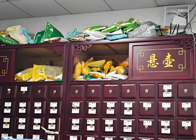 最高价差915倍医保让中成药降价! 中成药价格虚高的后果 最高价差915倍医保让中成药降价! 中成药价格虚高的后果