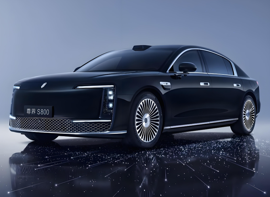 余承东宣布尊界S800上市67天大定破10000台！尊界S800用“华为速度”碾碎豪车霸权！