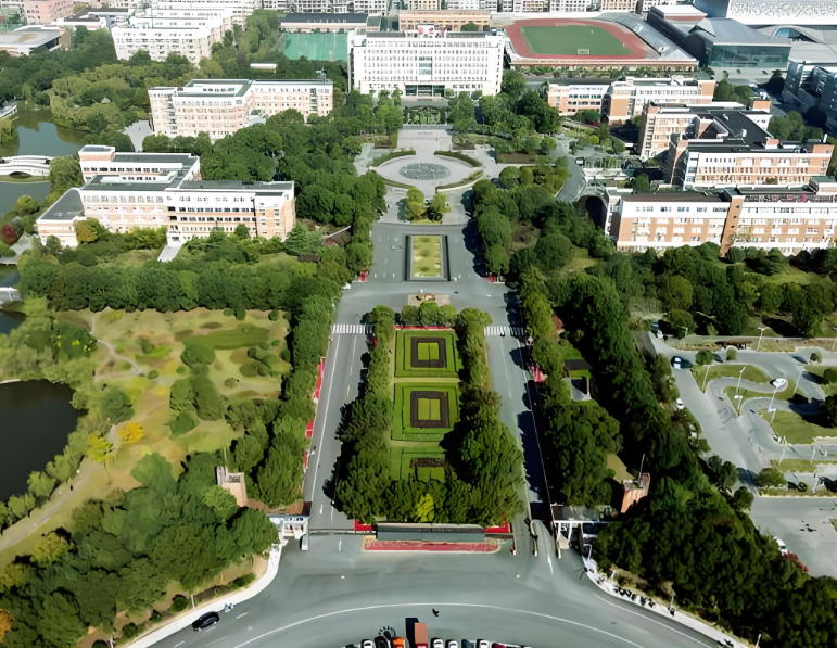 2025高考生收到两个大学的录取通知书 ？河北保定一高考生收到两份大学录取通知书！