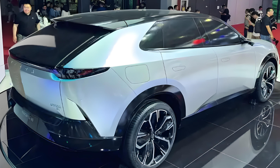 马自达全新EZ-60终于下线了！马自达EZ-60纯电-增程双动力对决！