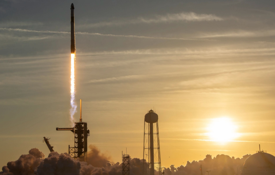 SpaceX向国际空间站发射了三种致病细菌 可能会拯救地球上的人类