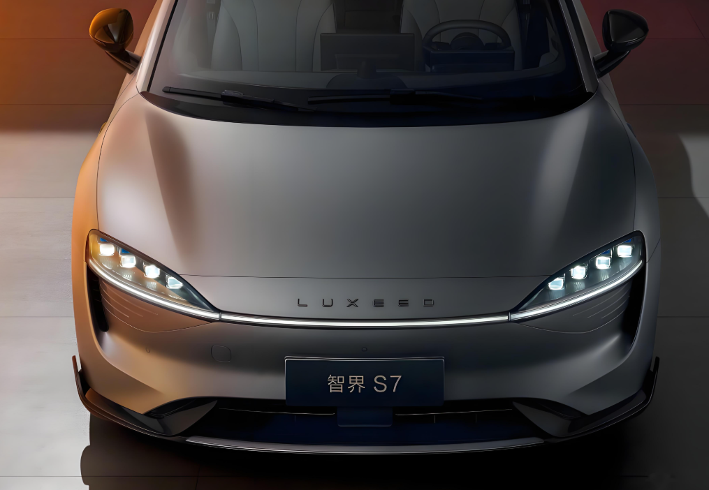 新款智界S7官图发布!新款智界S7标配双激光雷达22.98万起! 新款智界S7官图发布!新款智界S7标配双激光雷达22.98万起!