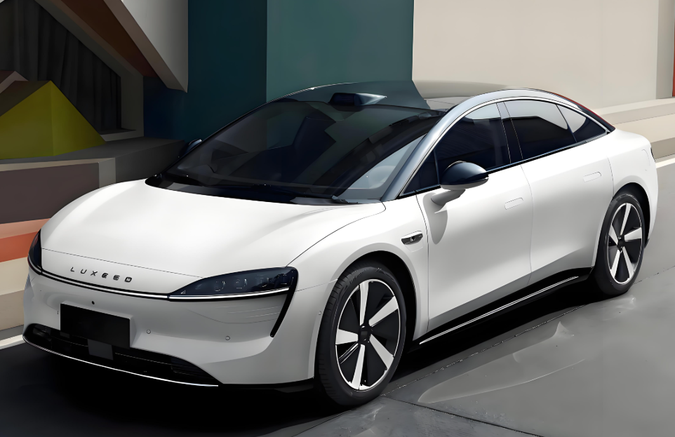 新款智界S7官图发布!新款智界S7标配双激光雷达22.98万起! 新款智界S7官图发布!新款智界S7标配双激光雷达22.98万起!