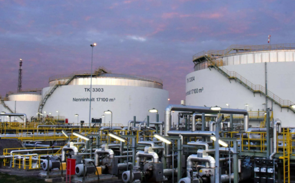 特朗普加码向印度“开火” 印度女主播强硬回怼特朗普 特朗普加码向印度“开火” 印度女主播强硬回怼特朗普