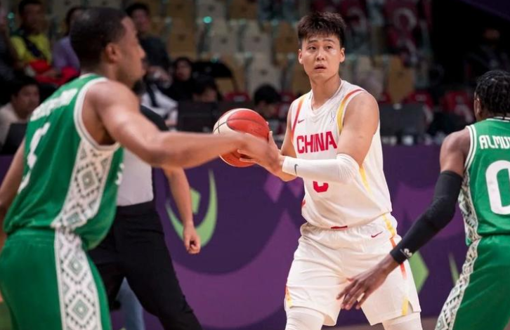 中国男篮93比88险胜东道主沙特 取得亚洲杯小组赛开门红